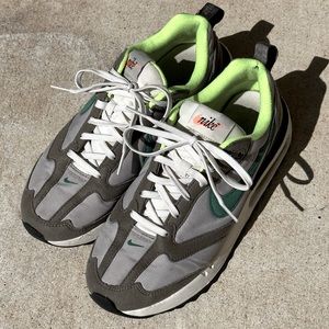 Nike Sz15 Air Max Dawn Olive Grey NWT